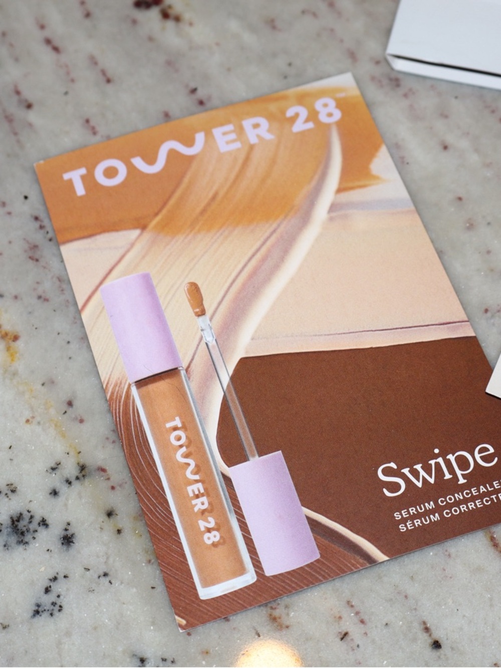 Makeup Samples Bundle - Picture 2 of 7